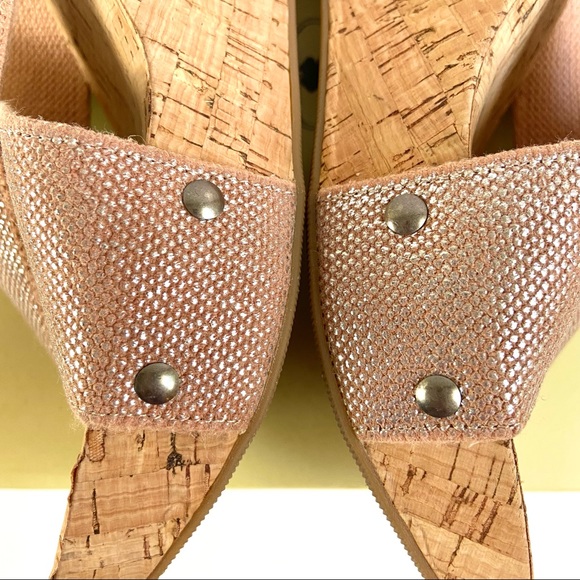 ⚡️Host Pick⚡️Lucky Brand Miller 2 Cork Platform Wedge Sandals in Metallic Peach - Picture 15 of 16